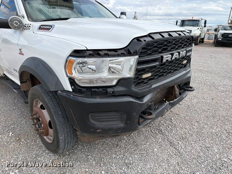 image for item EW7571 2019 RAM 5500 bucket truck