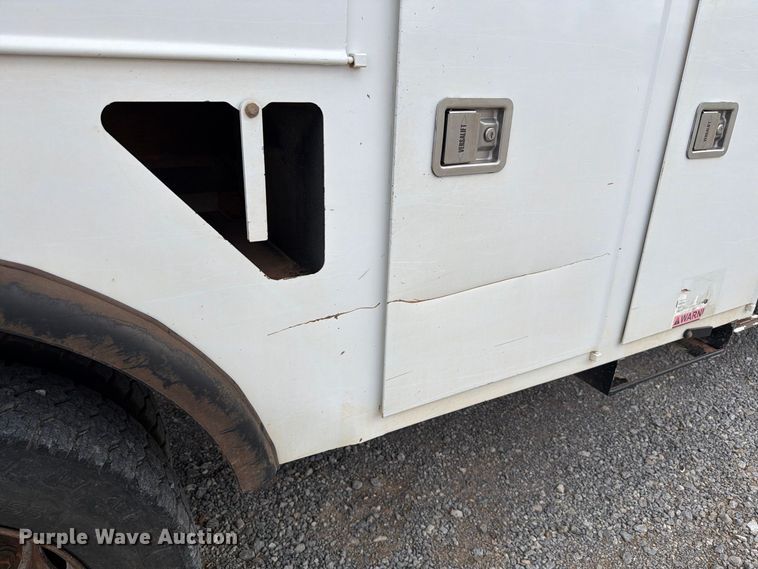 image for item EW7571 2019 RAM 5500 bucket truck