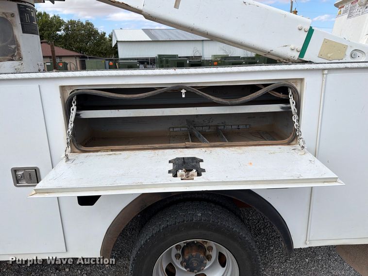 image for item EW7571 2019 RAM 5500 bucket truck