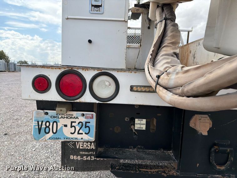 image for item EW7571 2019 RAM 5500 bucket truck