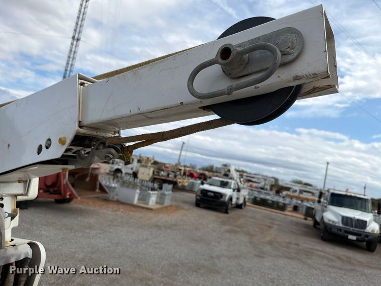 image for item EW7571 2019 RAM 5500 bucket truck