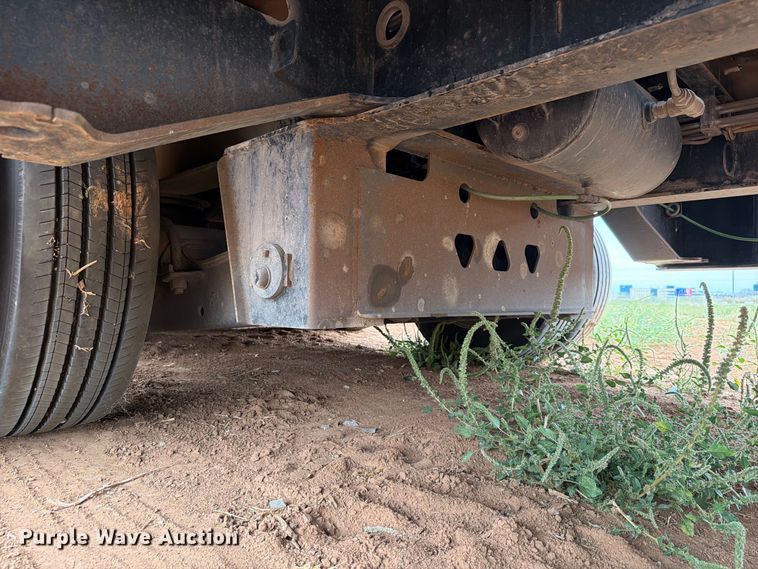 image for item EW8965 2023 Trail Eze Advantage plus drop deck hydraulic tail equipment trailer