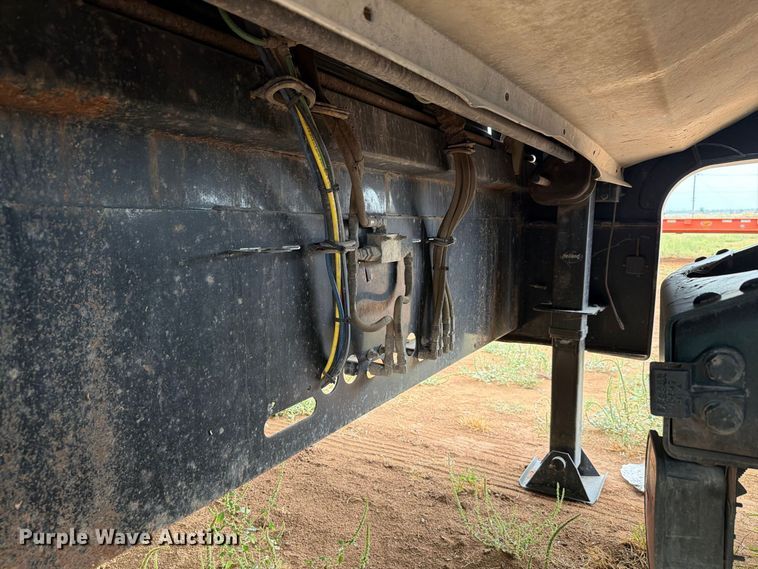 image for item EW8965 2023 Trail Eze Advantage plus drop deck hydraulic tail equipment trailer