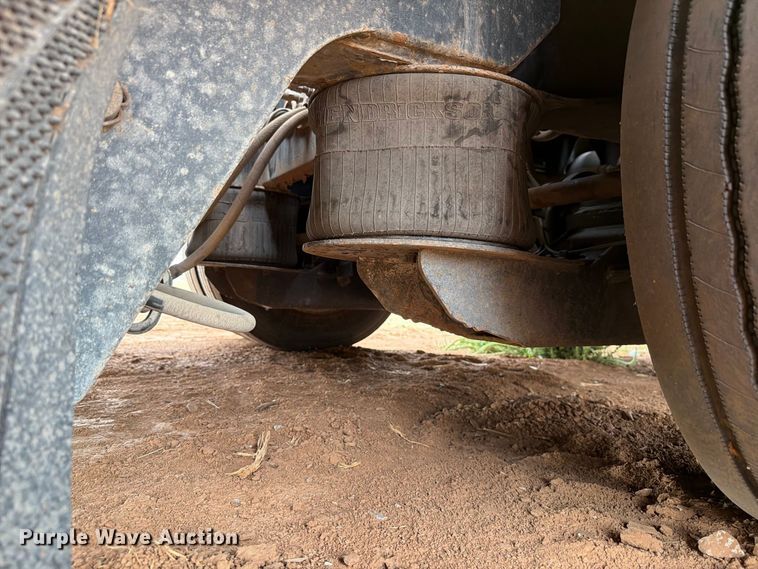 image for item EW8965 2023 Trail Eze Advantage plus drop deck hydraulic tail equipment trailer