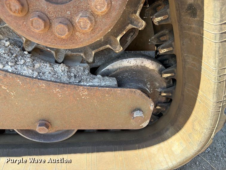 image for item EX1039 2015 Bobcat T590 tracked skid steer loader