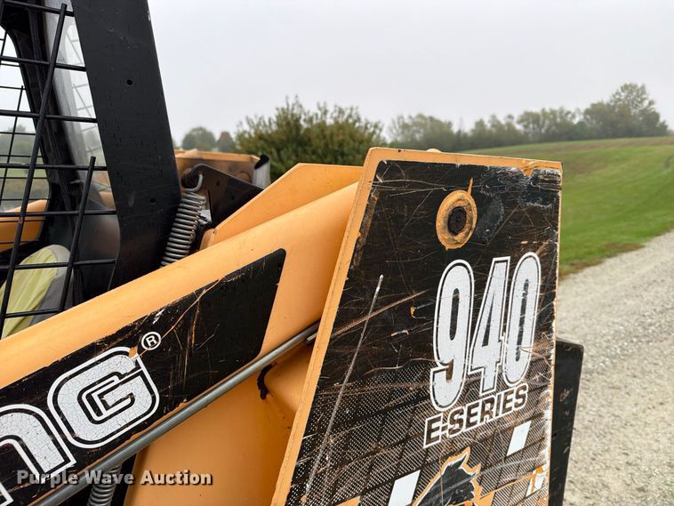 image for item EX1058 1988 Mustang 940 skid steer loader
