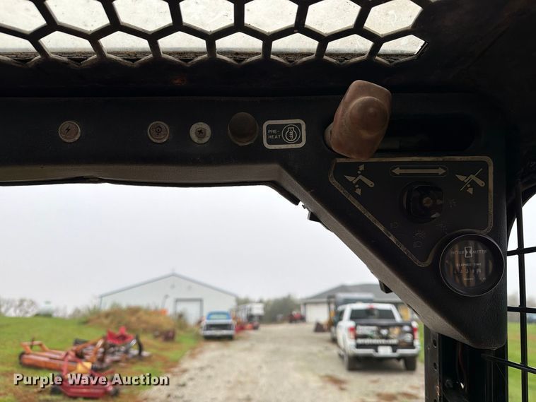 image for item EX1058 1988 Mustang 940 skid steer loader