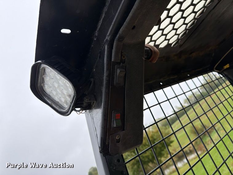 image for item EX1058 1988 Mustang 940 skid steer loader