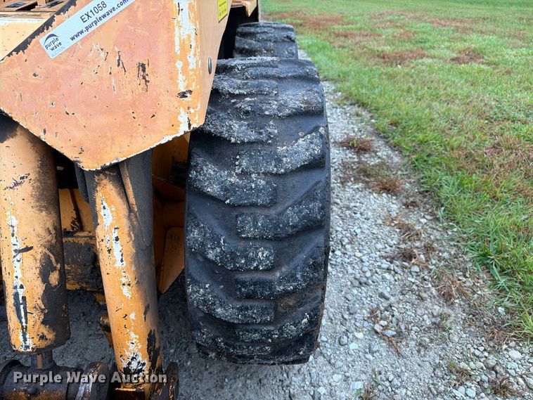 image for item EX1058 1988 Mustang 940 skid steer loader