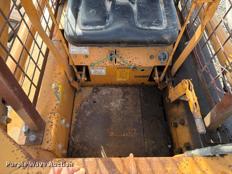 image for item EX1060 Case 1816C skid steer loader