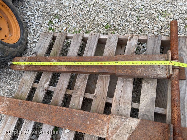 image for item EX1060 Case 1816C skid steer loader