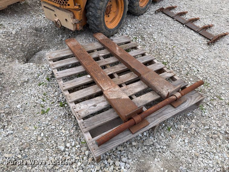 image for item EX1060 Case 1816C skid steer loader