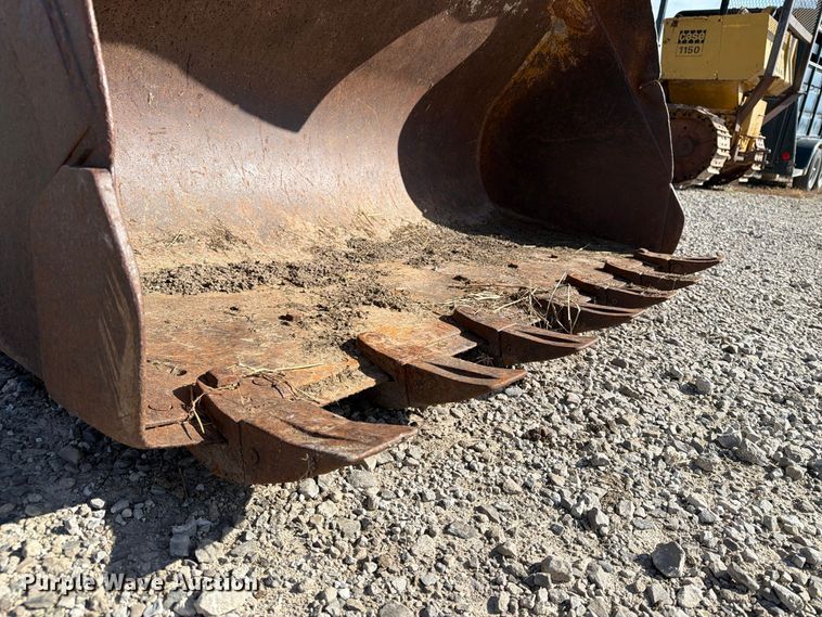 image for item EX1061 1964 Caterpillar 933F track loader