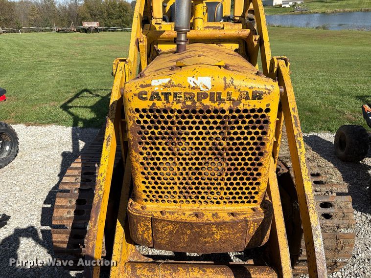 image for item EX1061 1964 Caterpillar 933F track loader