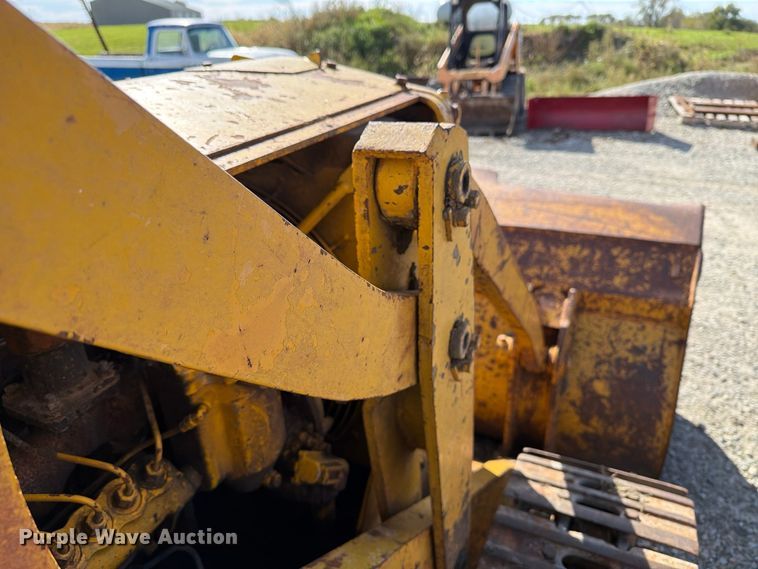 image for item EX1061 1964 Caterpillar 933F track loader
