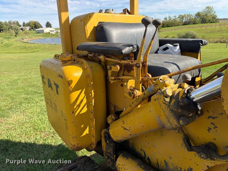 image for item EX1061 1964 Caterpillar 933F track loader