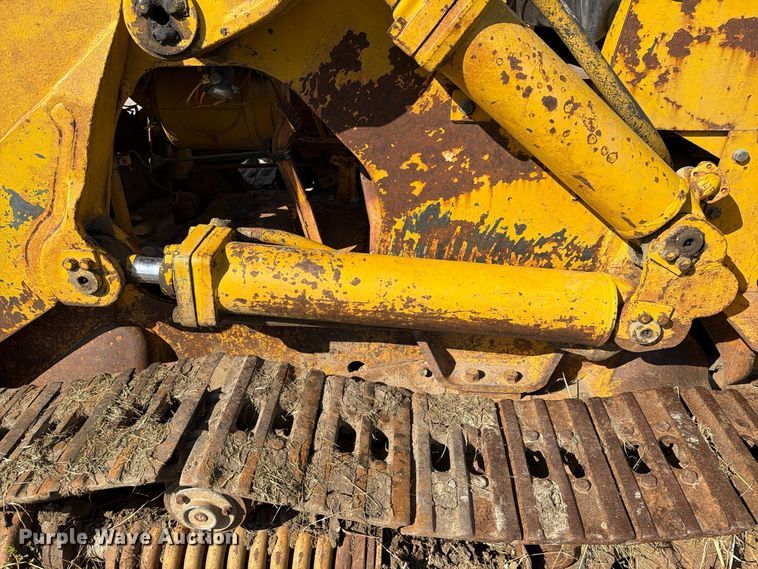 image for item EX1061 1964 Caterpillar 933F track loader