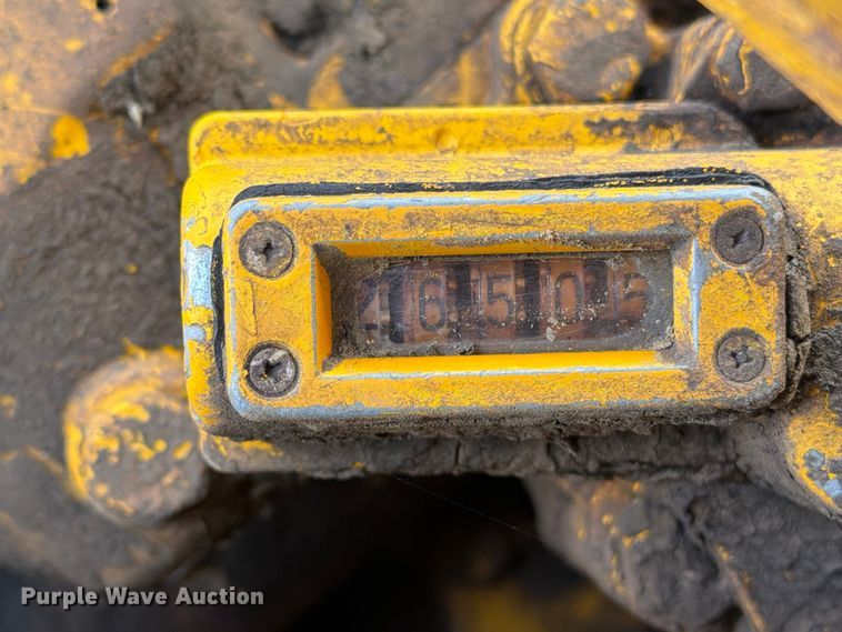 image for item EX1061 1964 Caterpillar 933F track loader