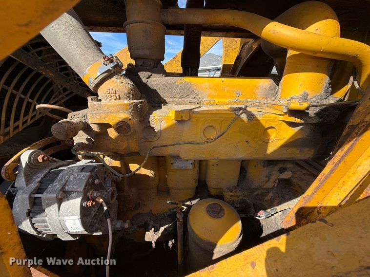 image for item EX1061 1964 Caterpillar 933F track loader
