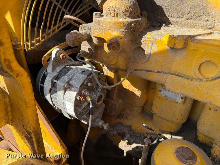 image for item EX1061 1964 Caterpillar 933F track loader