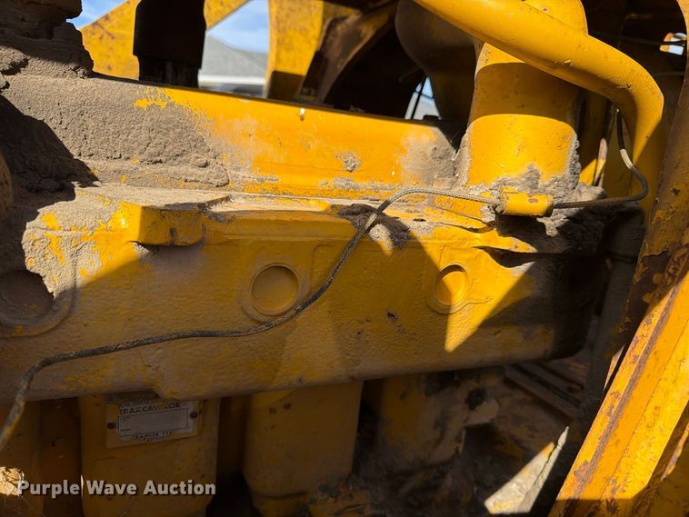 image for item EX1061 1964 Caterpillar 933F track loader