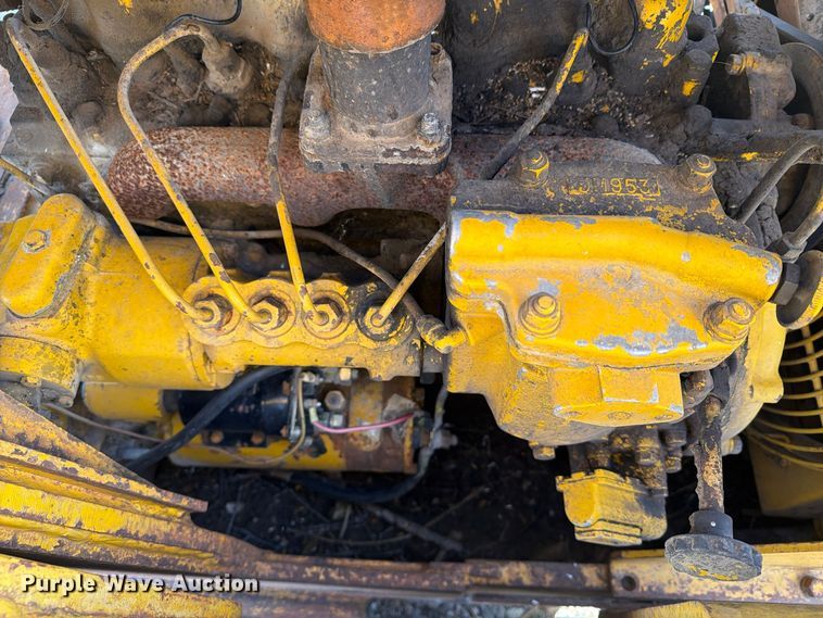 image for item EX1061 1964 Caterpillar 933F track loader