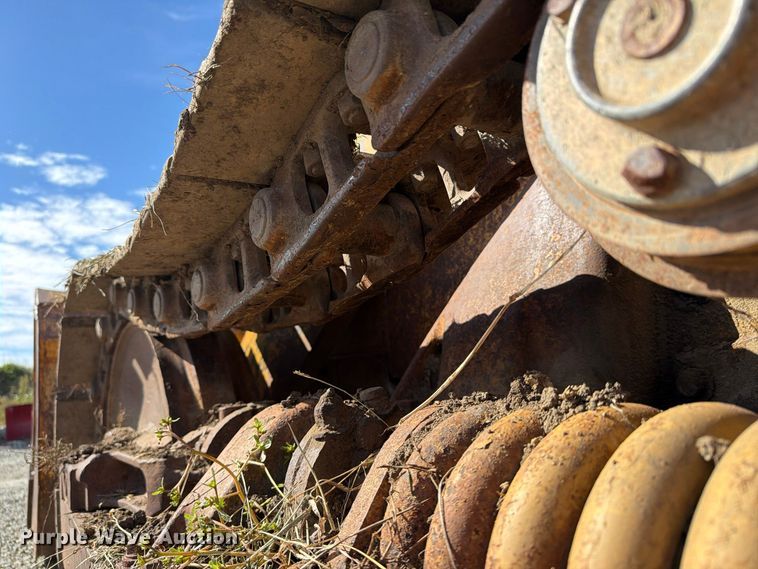 image for item EX1061 1964 Caterpillar 933F track loader
