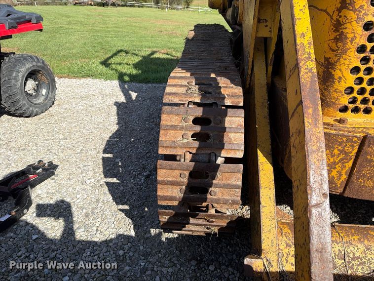 image for item EX1061 1964 Caterpillar 933F track loader
