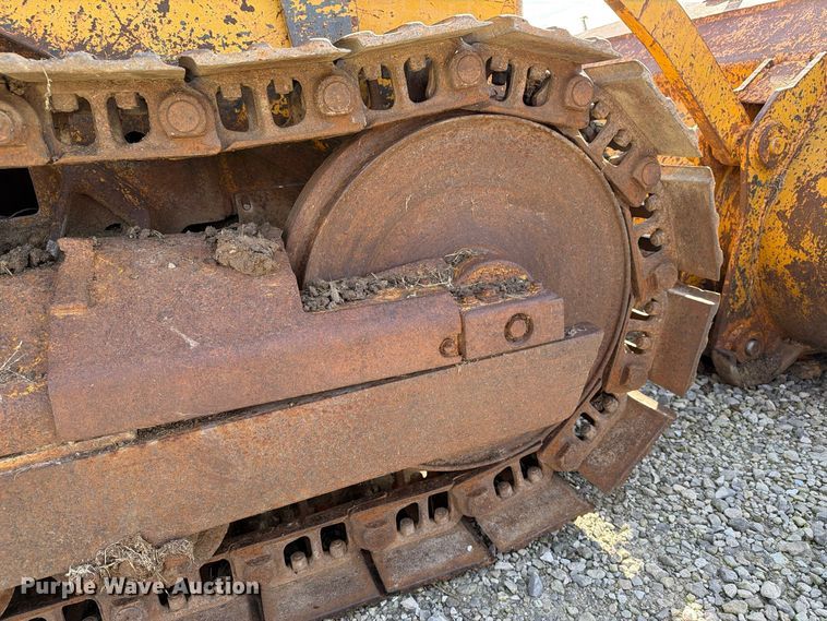 image for item EX1061 1964 Caterpillar 933F track loader