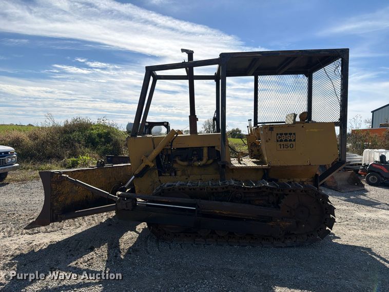 image for item EX1068 Case D1150 dozer
