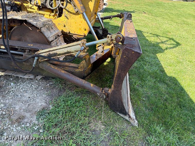 image for item EX1068 Case D1150 dozer