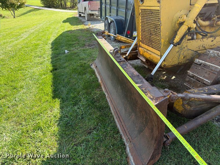 image for item EX1068 Case D1150 dozer