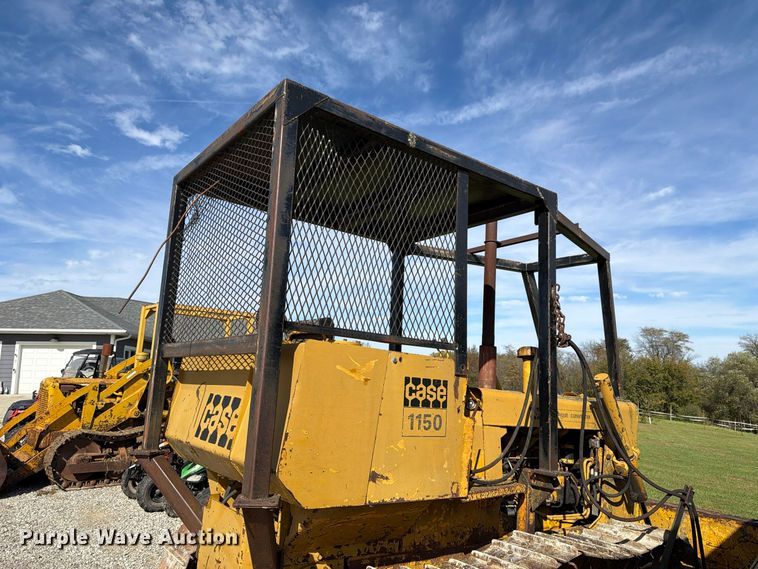 image for item EX1068 Case D1150 dozer