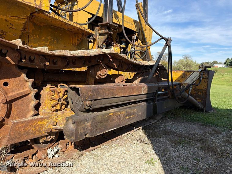 image for item EX1068 Case D1150 dozer