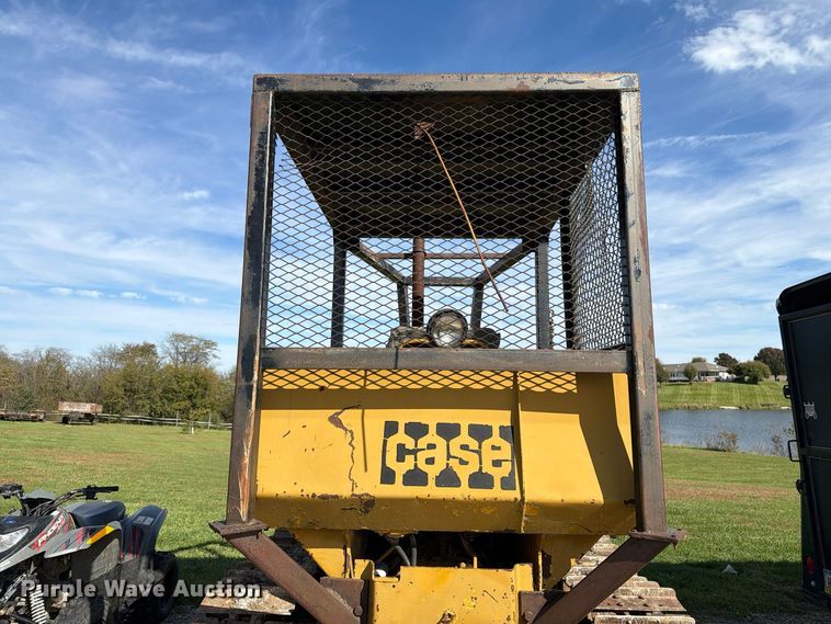 image for item EX1068 Case D1150 dozer