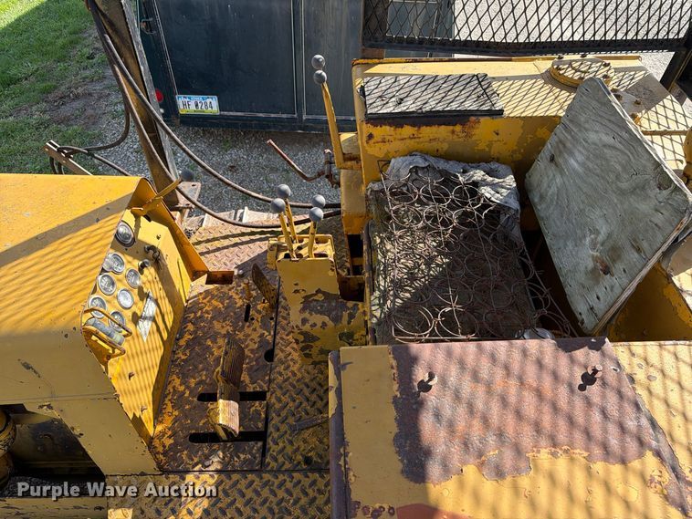 image for item EX1068 Case D1150 dozer