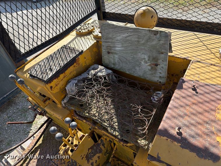 image for item EX1068 Case D1150 dozer