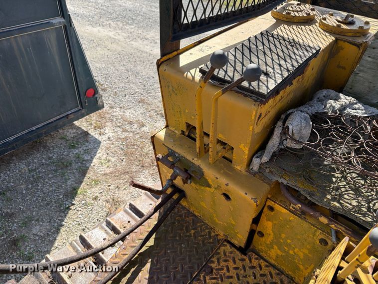 image for item EX1068 Case D1150 dozer