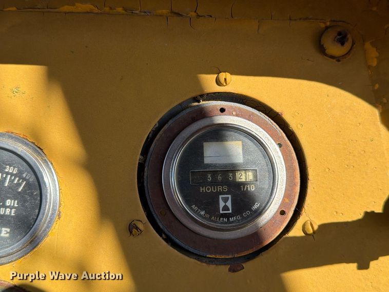 image for item EX1068 Case D1150 dozer