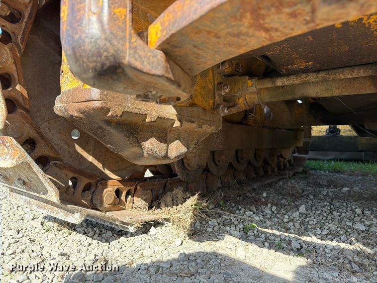 image for item EX1068 Case D1150 dozer
