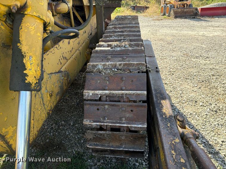 image for item EX1068 Case D1150 dozer