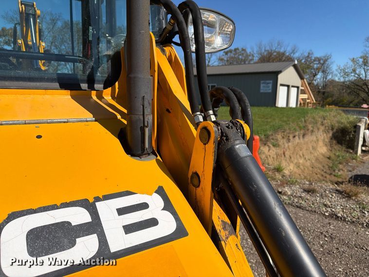 image for item EX1075 2019 JCB 1CXT HiFlow compact tracked backhoe