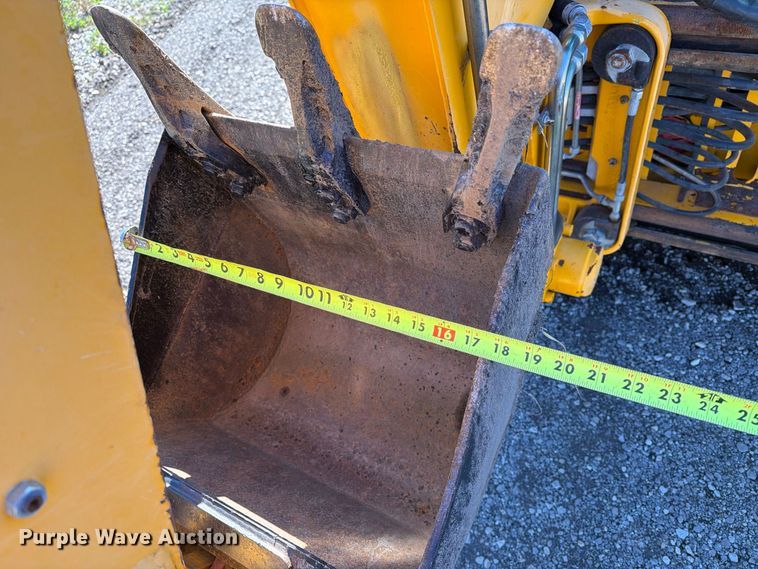 image for item EX1075 2019 JCB 1CXT HiFlow compact tracked backhoe
