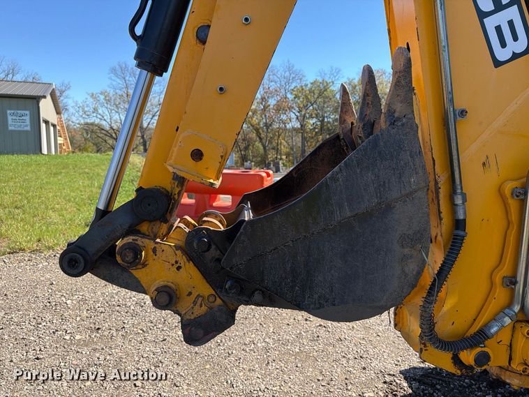 image for item EX1075 2019 JCB 1CXT HiFlow compact tracked backhoe