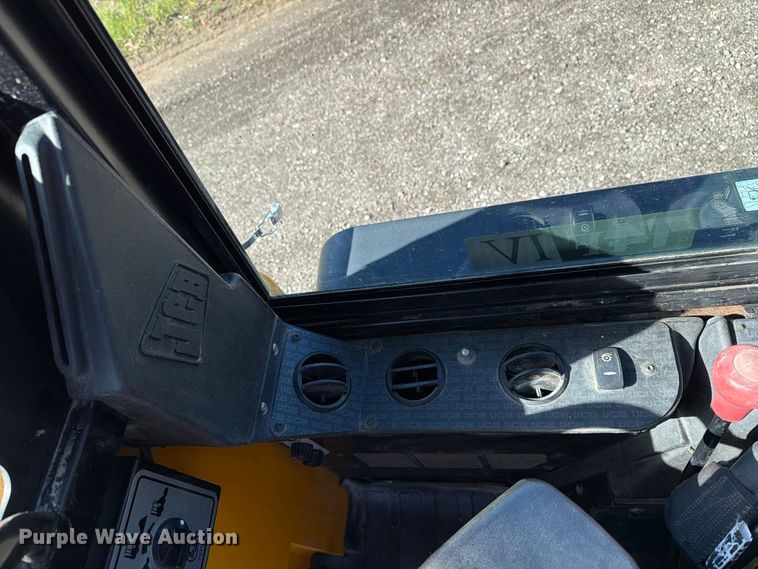 image for item EX1075 2019 JCB 1CXT HiFlow compact tracked backhoe