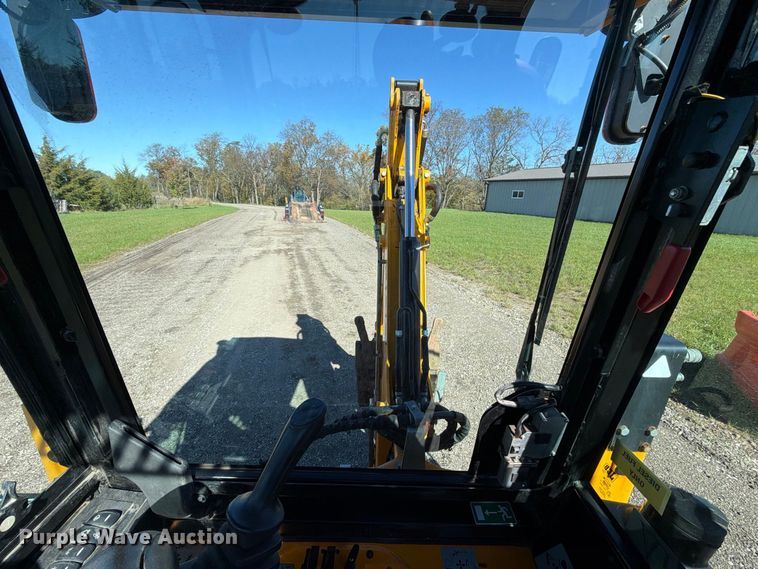 image for item EX1075 2019 JCB 1CXT HiFlow compact tracked backhoe