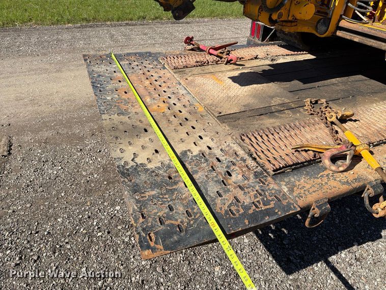 image for item EX1075 2019 JCB 1CXT HiFlow compact tracked backhoe