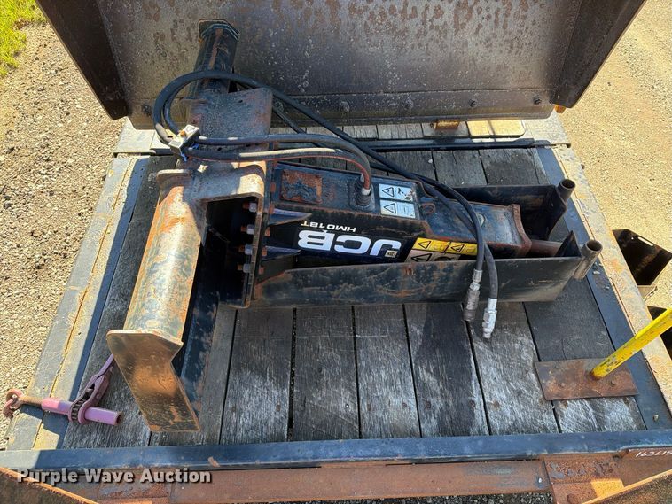 image for item EX1075 2019 JCB 1CXT HiFlow compact tracked backhoe