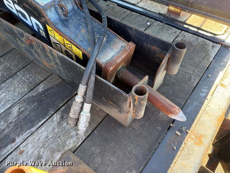 image for item EX1075 2019 JCB 1CXT HiFlow compact tracked backhoe