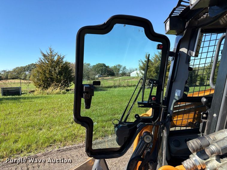 image for item EX1078 2022 Case TR270B tracked skid steer loader